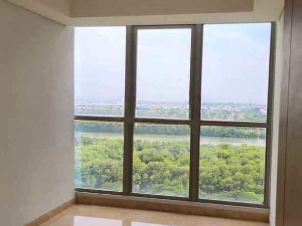 Jual Apartemen Gold Coast 3 Bedroom Seaview Bagus