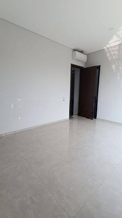 Disewakan Rumah 2 Lantai di Cluster Discovery Alton Samping Rs Pondoh Indah Bintaro Uk 8x15