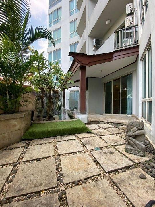 Combines Unit 4 Bedrooms Puri Casablanca Apartment di Ground Floor