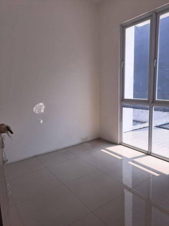 Disewakan rumah baru 2 lantai citra garden 8 harga paling murah