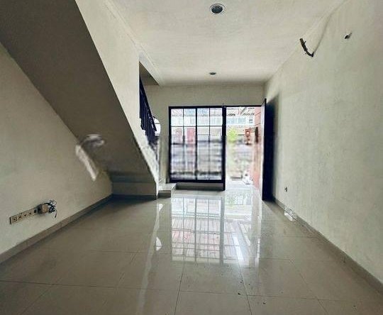 Rumah di Green Lake City East Asia Uk. 4x12 Lb 76 Hadap Selatan