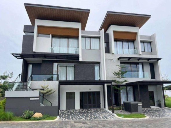 Rumah Bagus 3 Lantai di Gading Serpong Tangerang
