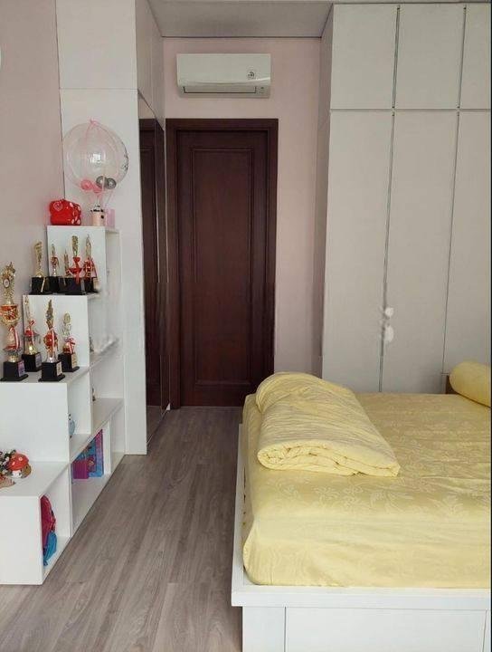 Rumah Modern Minimalis Permata Buana 3 Lantai 4 Kamar Tidur