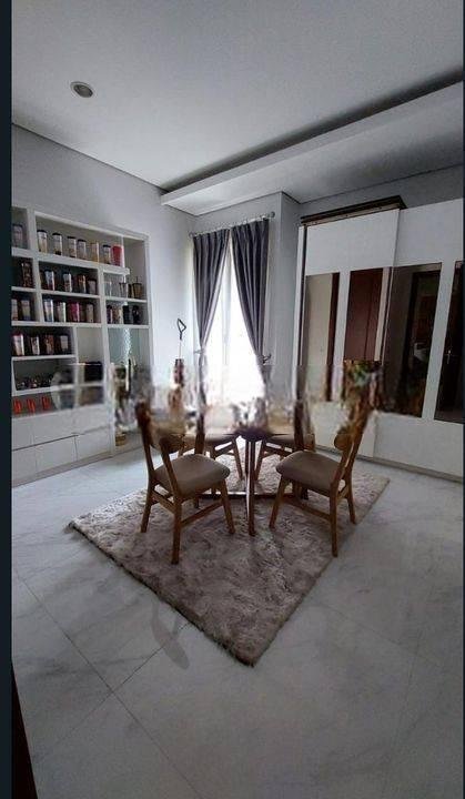 Rumah Modern Minimalis Permata Buana 3 Lantai 4 Kamar Tidur