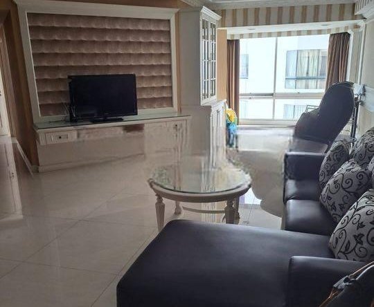 Apartement Taman Anggrek 3 BR Full Furnish Bagus Ukuran 146 Sqm