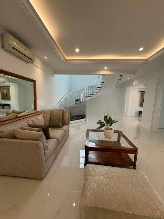 For Rent Furnished Luxury Tropical House in Kemang