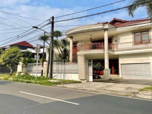 BEST PRICE TEBET - JALAN BESAR LT 435 M2 Rumah