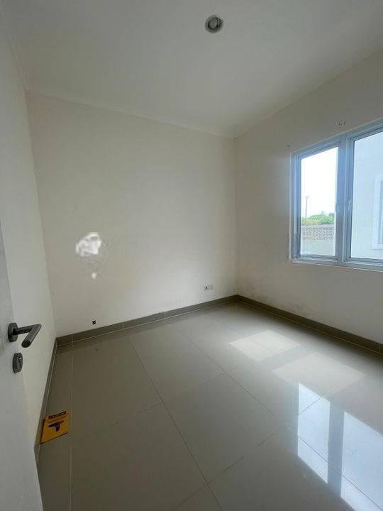 Rumah di Latigo Village Gading Serpong 2 Lantai di sewakan