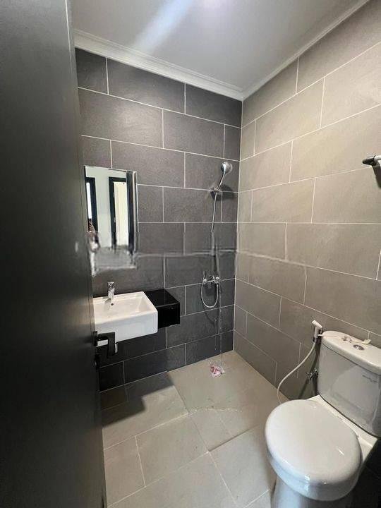 DISEWAKAN Rumah Baru 2 Lantai di Leonora Symphonia Gading Serpong