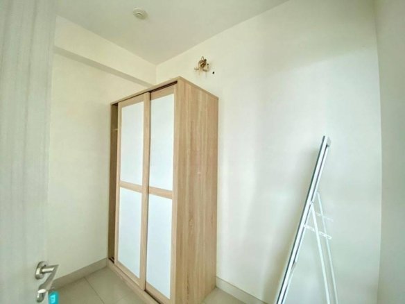 Dijual Apartemen Grand Kamala Lagoon 2 BR Semi Furnished