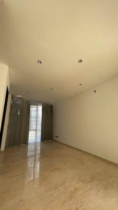 Disewakan Rumah Golf Island 200 M2 Semi Furnished View Golf !