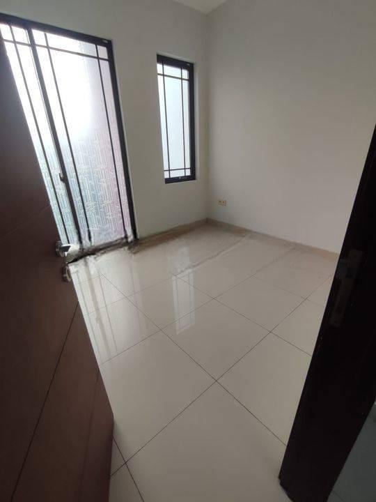 Axel Langka Termurah Green Lake City 7x16 2 Lantai