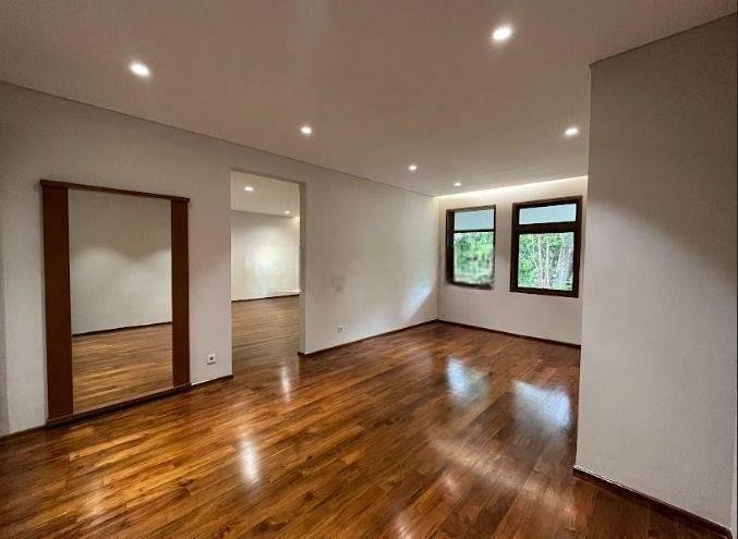 KANTOR DAN KLINIK KECANTIKAN