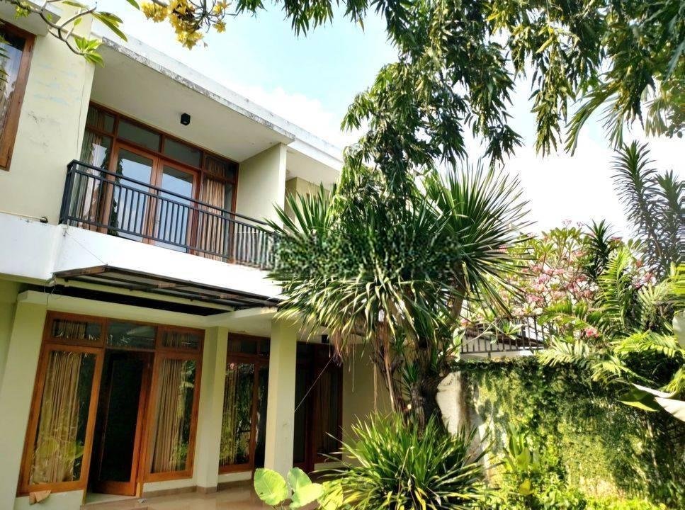 Rumah mewah murah kemang lokasi strategis