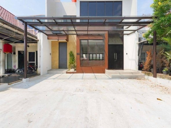 Rumah Luas Tanah 160 SHM Dekat Mall Dan Tol di Tangerang Baru Renov J15975