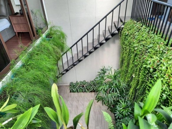 Dijual Rumah Nyaman Luas 324m2 di Cluster Heliconia De Park Bsd