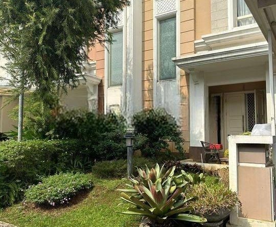 Rumah di Cluster Flamingo the springs. Murah