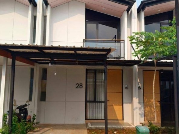 Rumah Bagus 2 Lantai Semi Furnished Bersih Dan Rapi