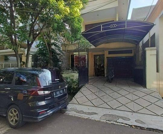 RUMAH KEBAYORAN BARU DEKAT SENAYAN CITY DAN SCBD
