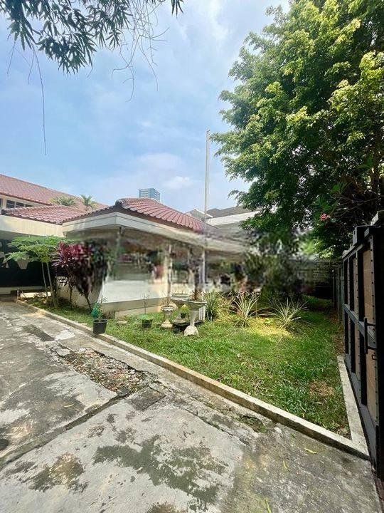 Turun Harga. Rumah Lama di Jaya Mandala