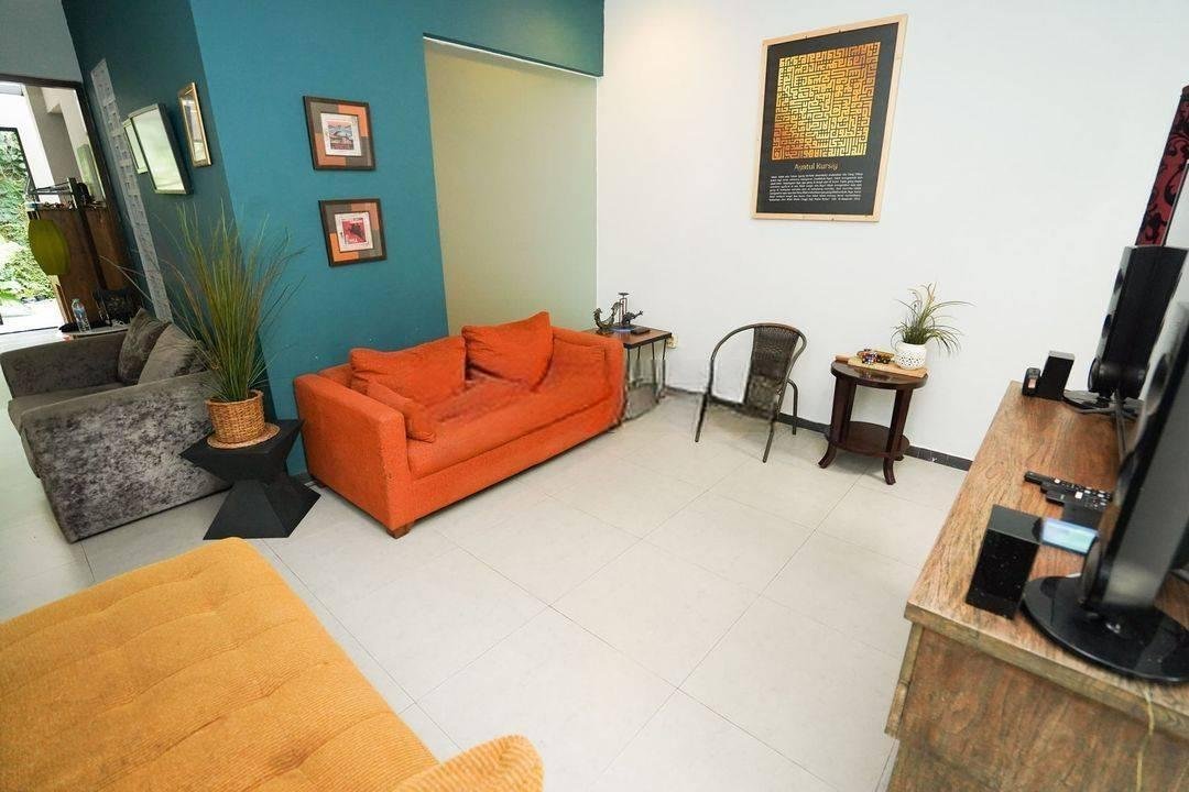 Rumah Luas Idaman di Bintaro Semi Furnished dekat Bintaro Jaya Xchange Mall J11293