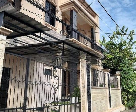 DIJUAL Rumah Bagus Siap Huni Dekat SCBD di Kebayoran Baru