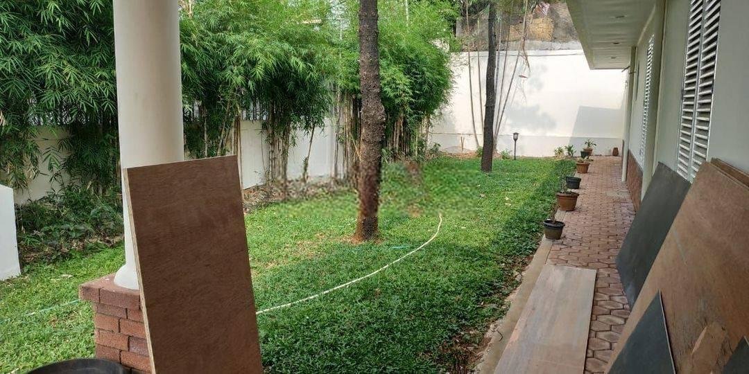 Dijual rumah lama terawat Dijual rumah lama terawat