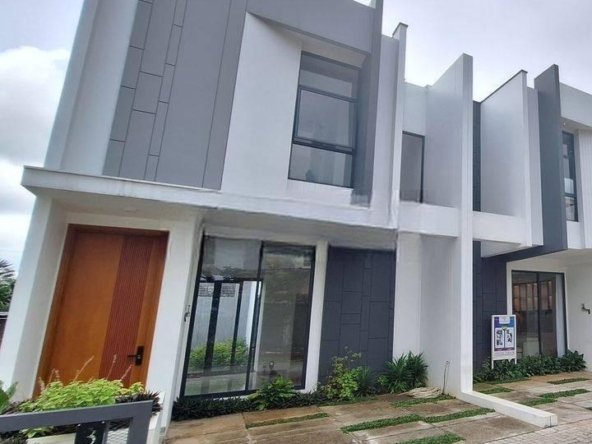 Rumah 2 Lantai di Serua Bsd Stratergis Dekat Tol Dan Kantor