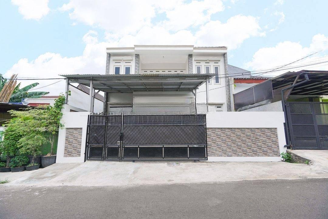 Rumah Siap Huni 17 Menit ke Stasiun Tanjung Barat Full Furnished Dibantu KPR J14506