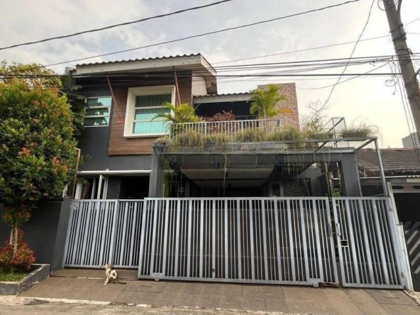 Rumah Mewah di Bintaro Furnished Harga Murah Nego Bekas Arsitek