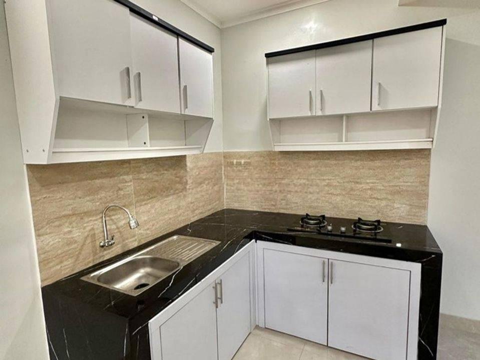 Rumah Modern 2 Lt Free Renov 6 menit ke Mall Paradise Walk Serpong J24069