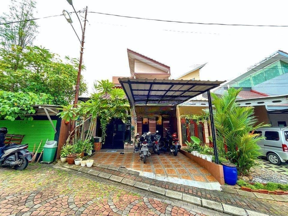 Rumah SHM Luas 2 Lt dekat AEON Mall Tanjung Barat