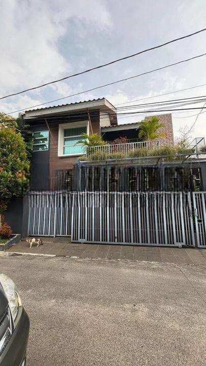 Rumah di Bintaro Harga Nego Furnished Dekat Stan