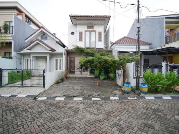 Rumah SHM 2 Lt Siap KPR dekat Bintaro Jaya Xchange Mall Bisa Nego J21088