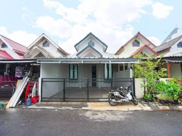 Rumah Baru Renov dekat Mall dan Pintu Tol di Tangsel Dibantu KPR J16095 28 Rumah Baru Renov dekat Mall dan Pintu Tol di Tangsel Dibantu KPR J16095 Rumah Baru Renov dekat Mall dan Pintu Tol di Tangsel Dibantu KPR J16095