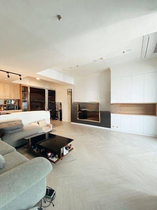 Dijual Full Furnished Modern Apartment 1BR Casa Grande Residence