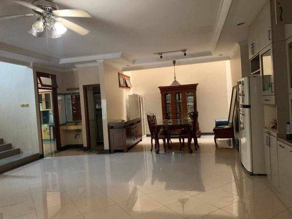Disewakan rumah strategis dekat toll aeon mall dan bisa buat kantor