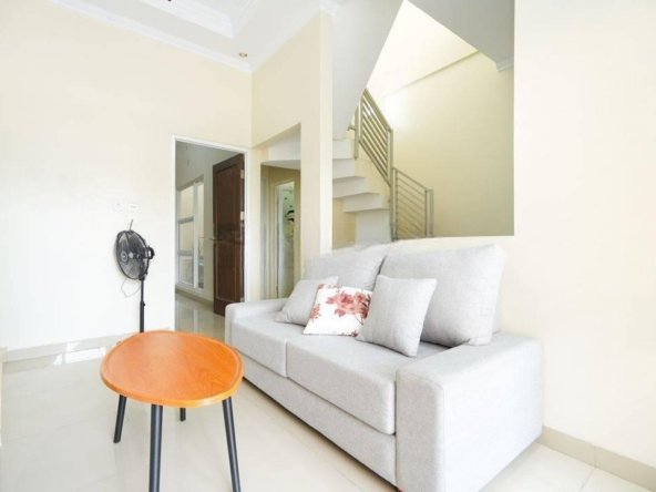 Rumah 2 Lt Nego Dekat Sekolah Dan Mall di Tangerang Gratis Renov J22198