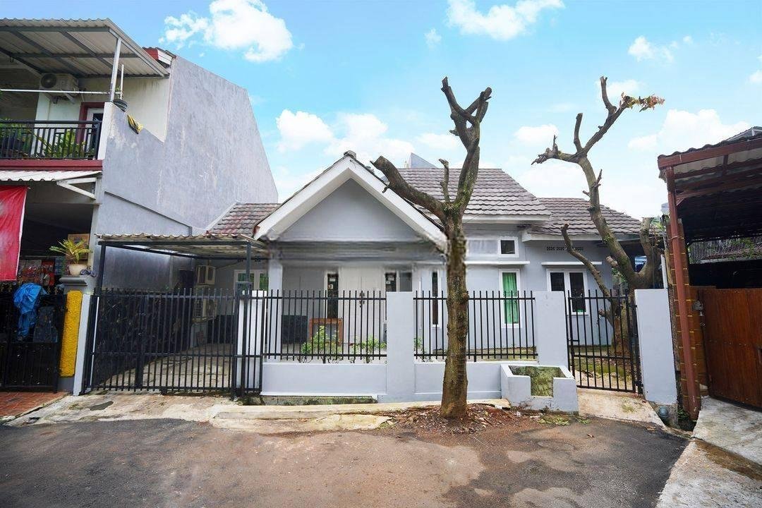 Rumah Cantik di Graha Bunga Bintaro 10 Mnt ke Mall Living World Alam Sutera J12027