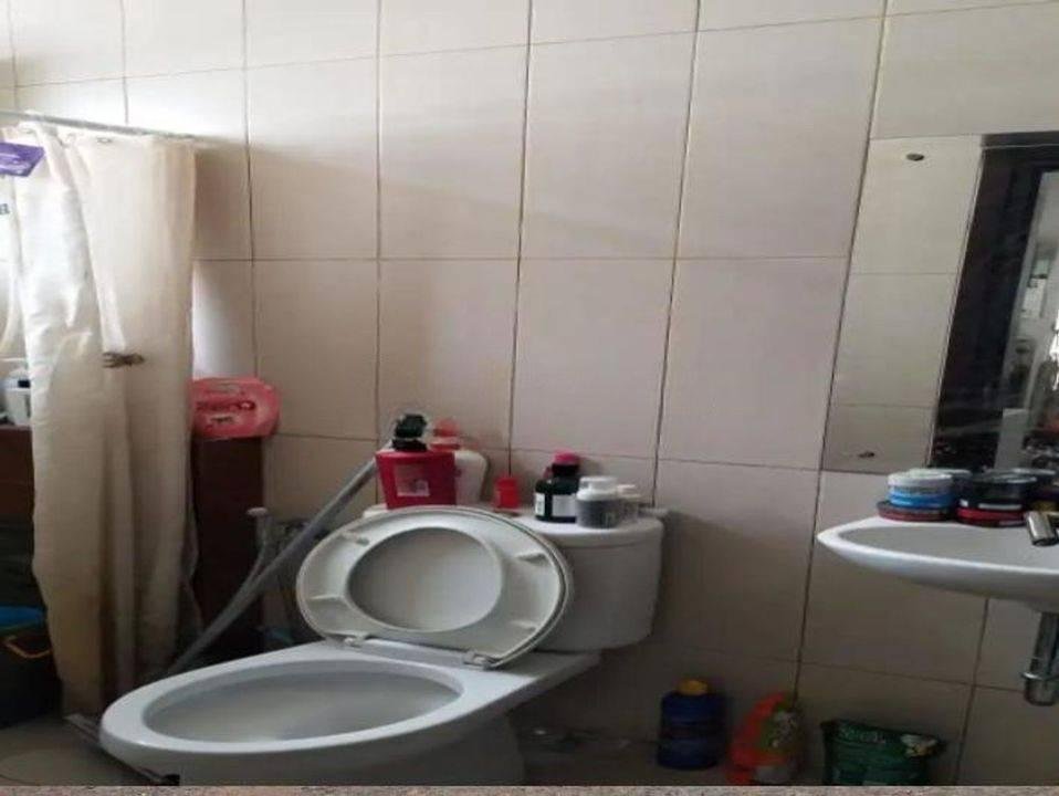 Rumah Seken Cantik Harga Nego dekat he Breeze BSD City Dibantu KPR J19051