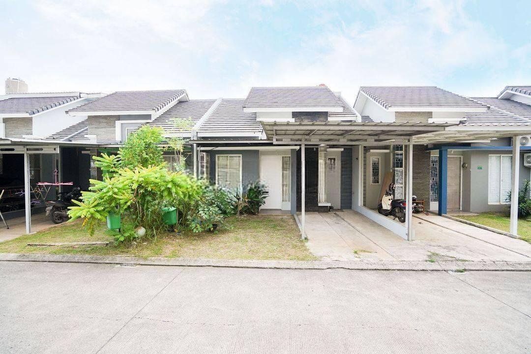 Rumah Baru Renov Semi Furnished 15 Menit ke AEON Mall BSD Bisa Nego J10625