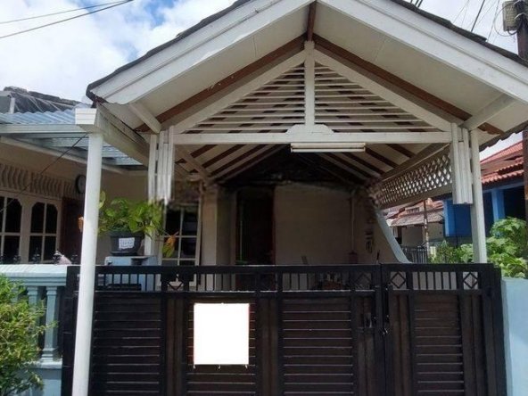 Rumah Seken Terawat Dibantu KPR dekat Summarecon Mall Serpong Harga Nego J22425