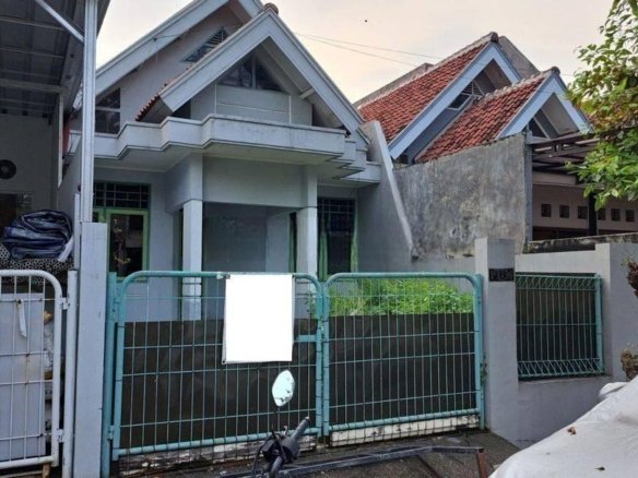 Rumah Gratis Renov LT 120 Hadap Timur Bisa Nego dekat Pintu Tol di Tangerang Siap KPR J24091