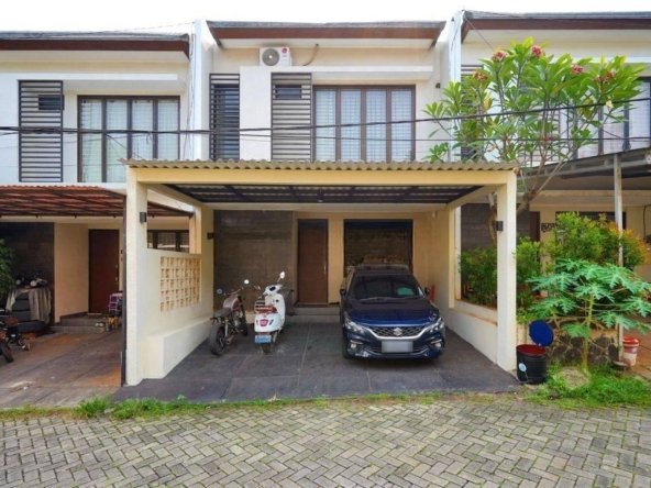 Rumah Carport Luas 2 Lt SHM Hadap Timur Harga Nego 10 Menit ke Bintaro Jaya Xchange Mall J23362