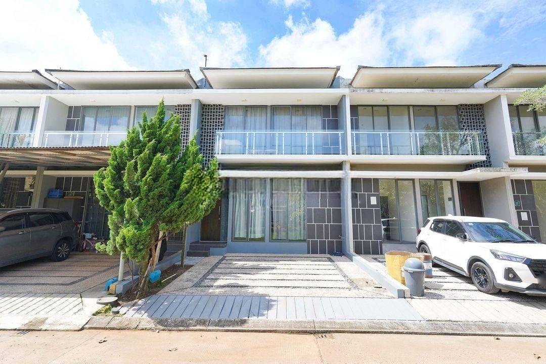 Rumah Idaman 15 Menit ke Mall AEON BSD Sudah Renov Semi Furnished Bisa KPR ⁠J15325