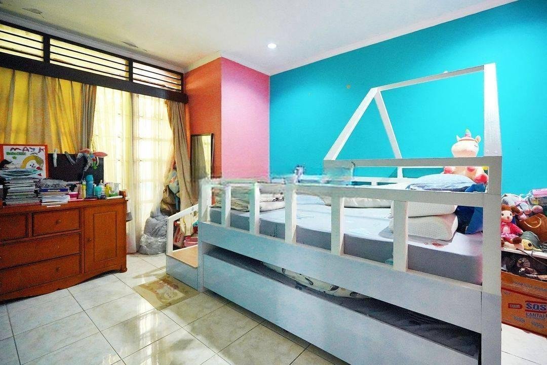 Rumah Seken Terawat LT 305 Harga Nego 15 menit ke Living Plaza Ciputat Siap KPR J17526