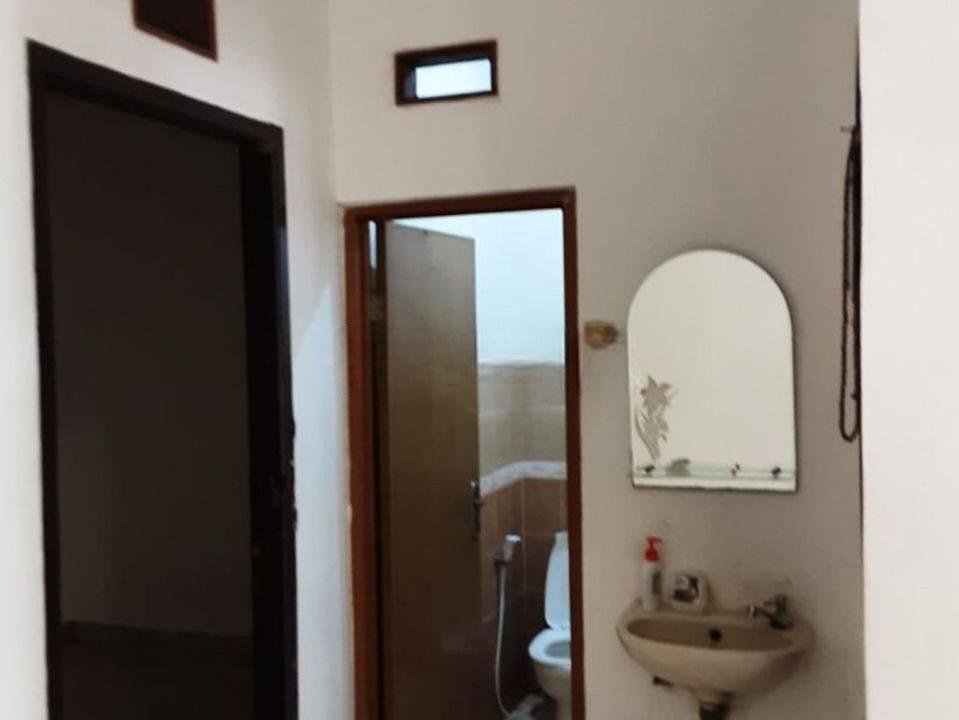 Rumah Hadap Timur Free Renovasi 10 menit ke Terminal BSD Dibantu KPR J22261