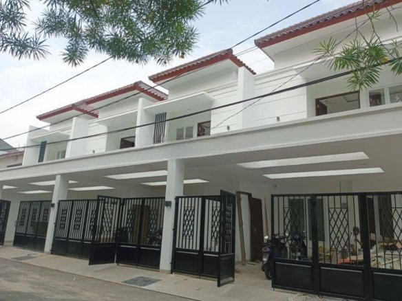 Rumah Baru Siap Huni di Komplek Pasar Minggu Jakarta Selatan 16 Rumah Baru Siap Huni di Komplek Pasar Minggu Jakarta Selatan Rumah Baru Siap Huni di Komplek Pasar Minggu Jakarta Selatan