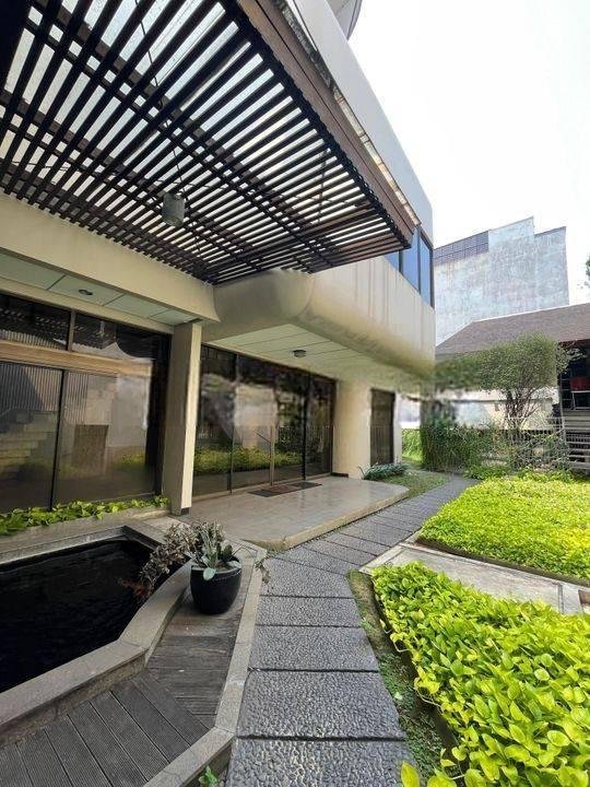 kan Rumah Mewah dan Luas di Tebet Jakarta Selatan