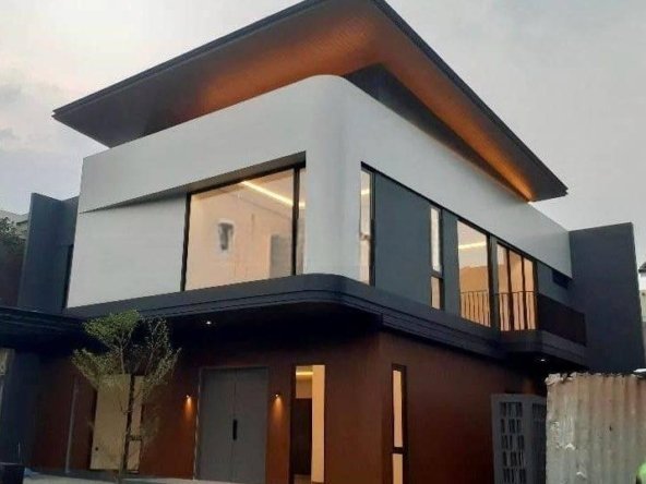 Brand New House di Cluster Cosmo